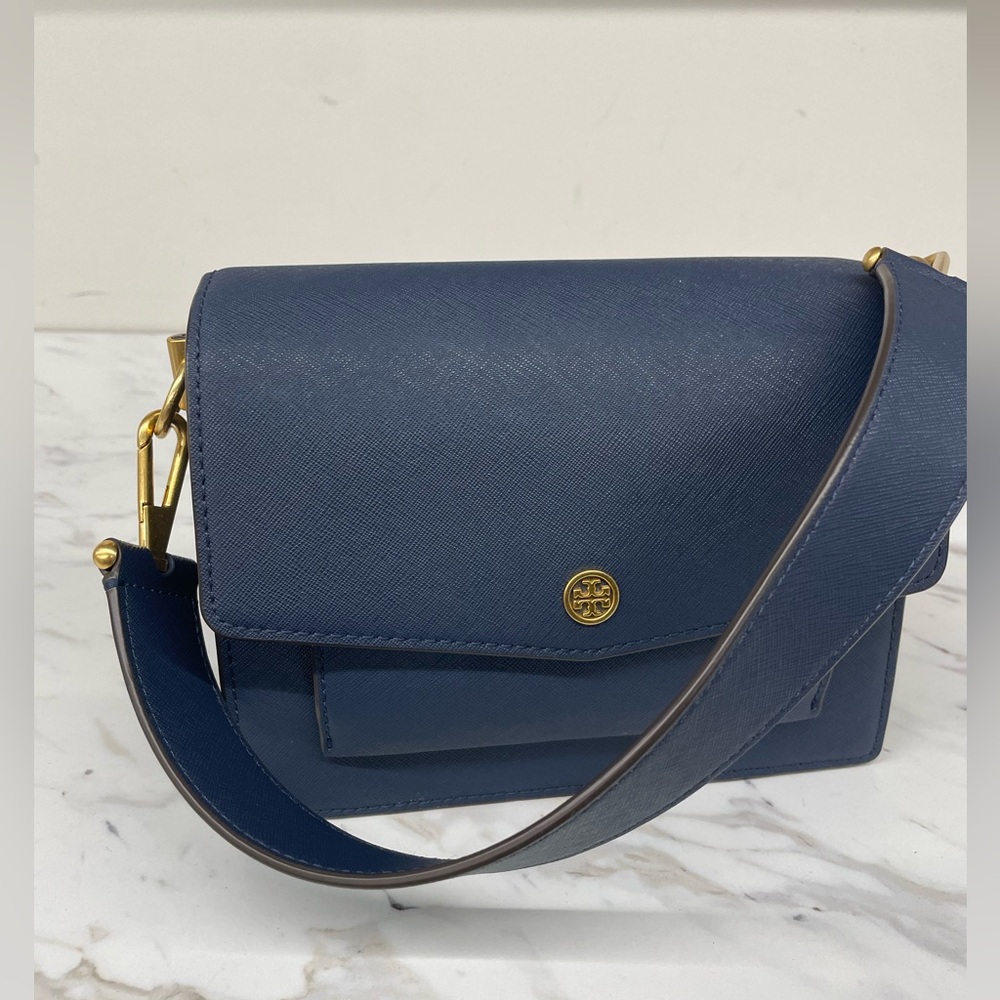 Tory Burch Robinson Double-Strap
Convertible Shoulder Bag
Color: Bluestone - Picture 2 of 11